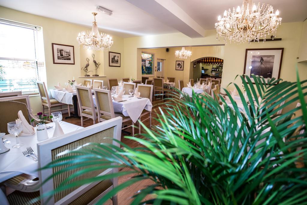 The Peacock Townhouse Hotel Kenilworth - Warwick Eksteriør billede