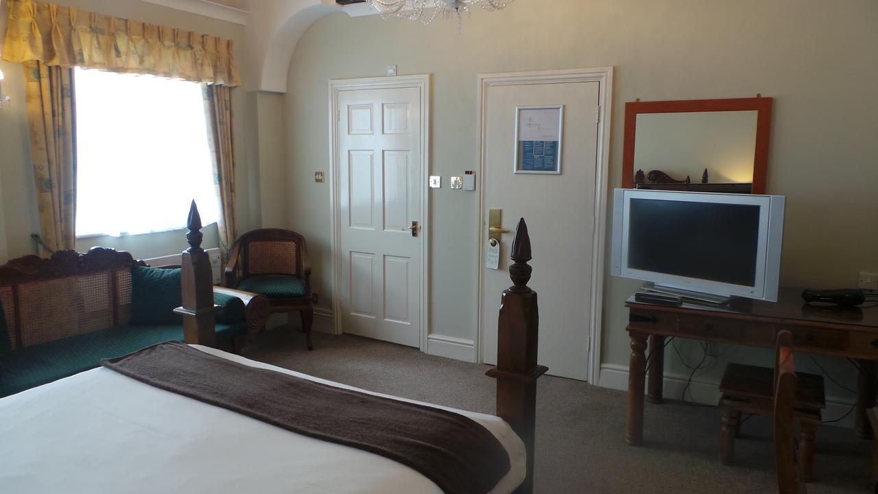The Peacock Townhouse Hotel Kenilworth - Warwick Eksteriør billede